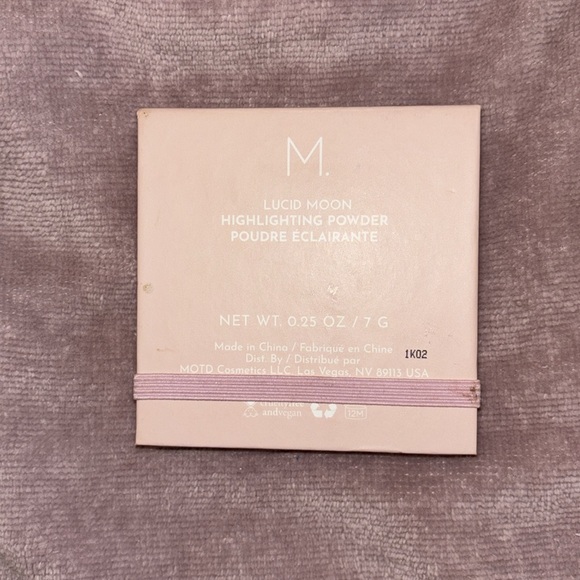 MOTD Cosmetics— Highlighting Powder “LUCID MOON” - Picture 2 of 4